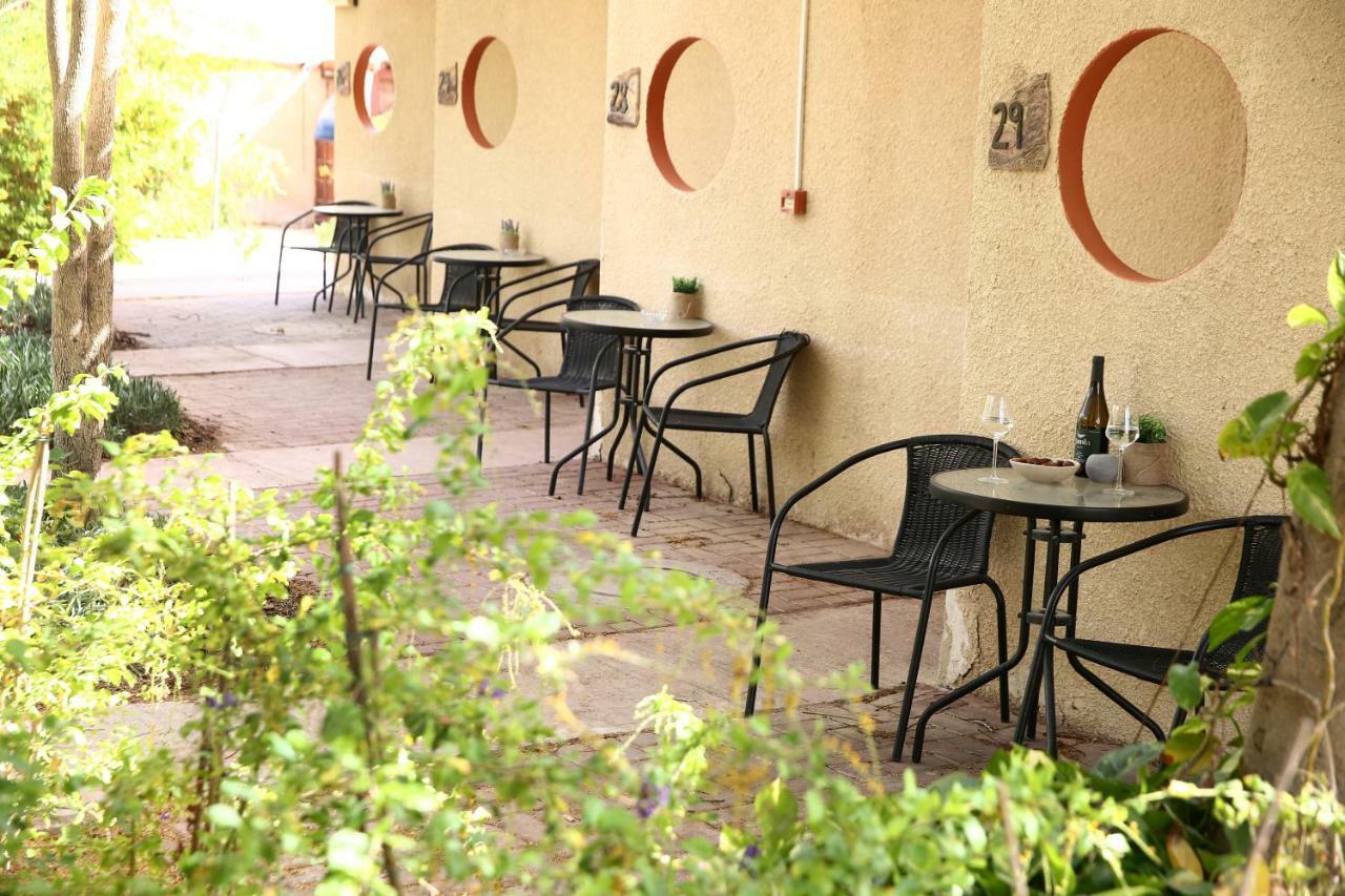 Eilot Kibbutz Country Lodging Eilat Eksteriør bilde